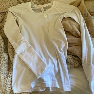 lululemon long sleeve white swiftly tech